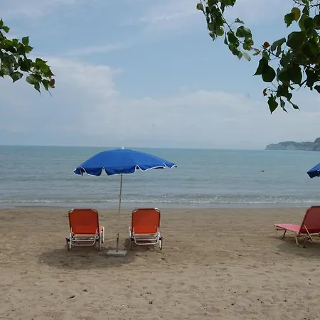 Electra Aparthotel 3*