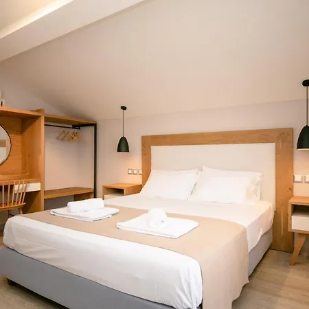 Electra Aparthotel 2*